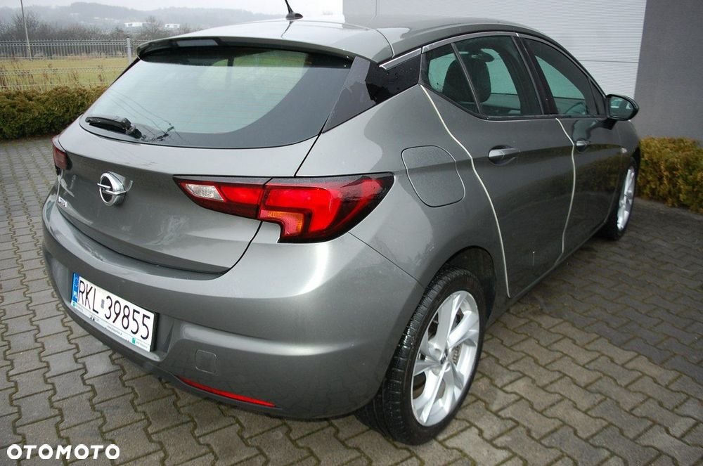Opel Astra - 4