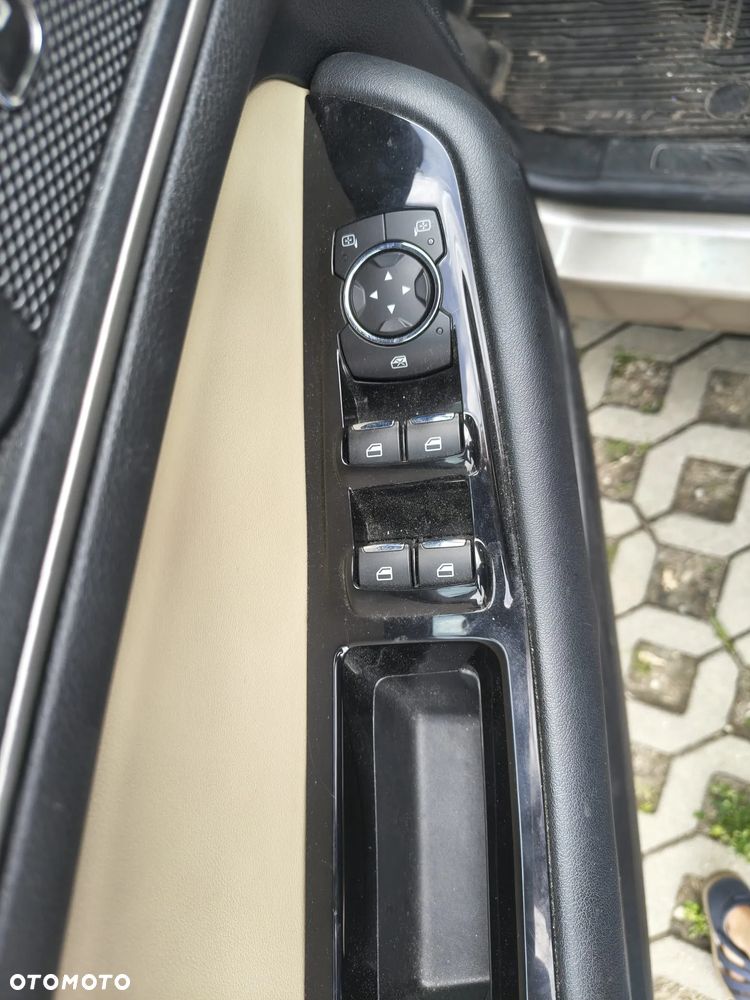 Ford Edge - 18