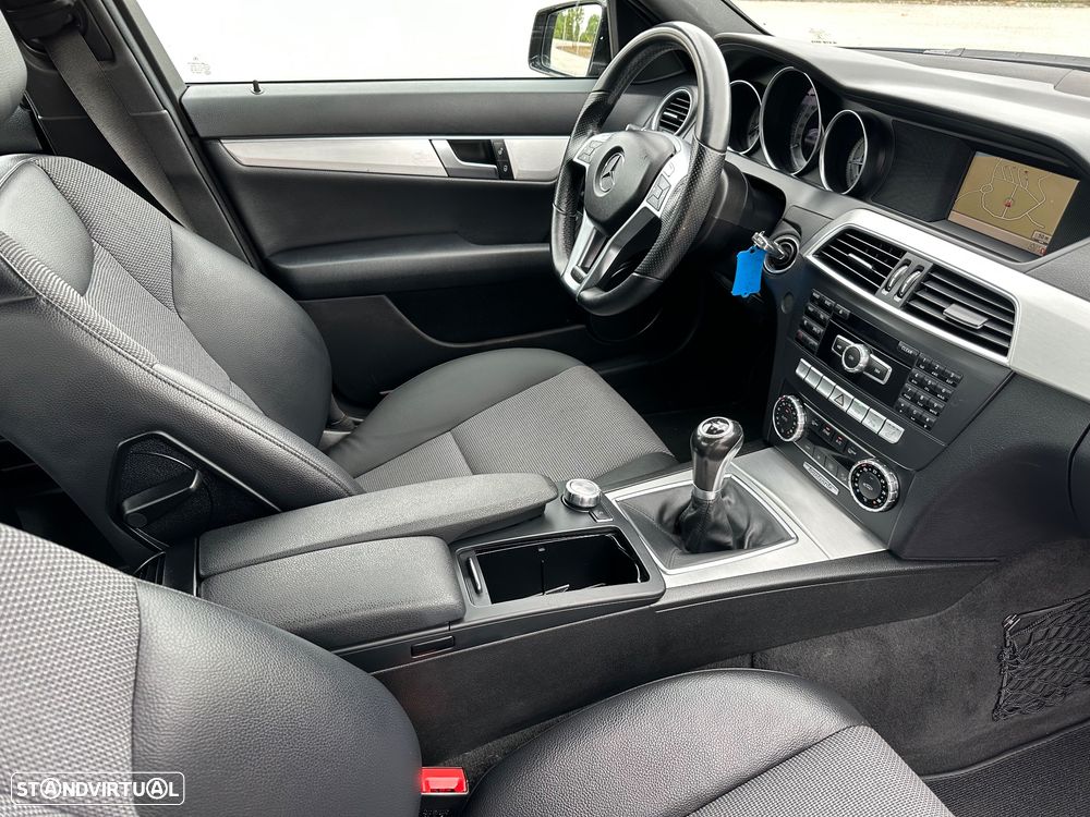 Mercedes-Benz C 220 d AMG Line - 14