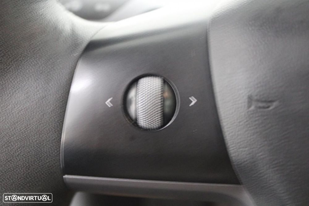 Tesla Model 3 Long-Range Dual Motor AWD - 16