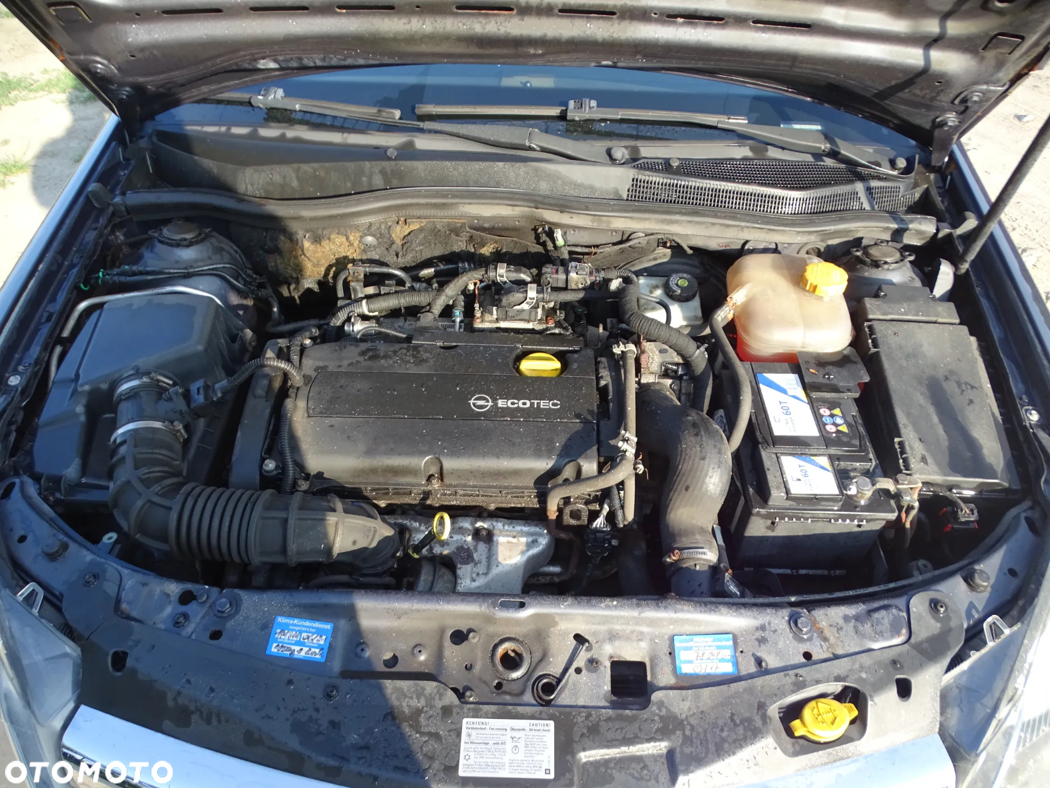Opel Astra GTC 1.6 ECOTEC DI Turbo ecoFLEX Start/Stop - 12