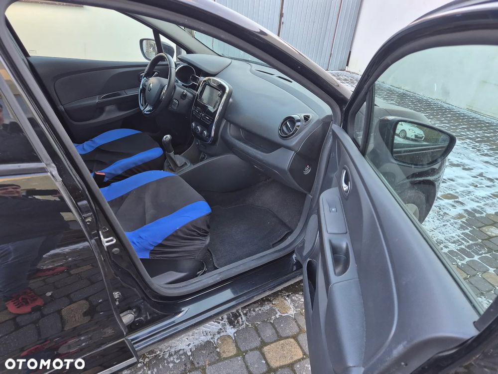 Renault Clio 1.2 16V 75 Life - 14