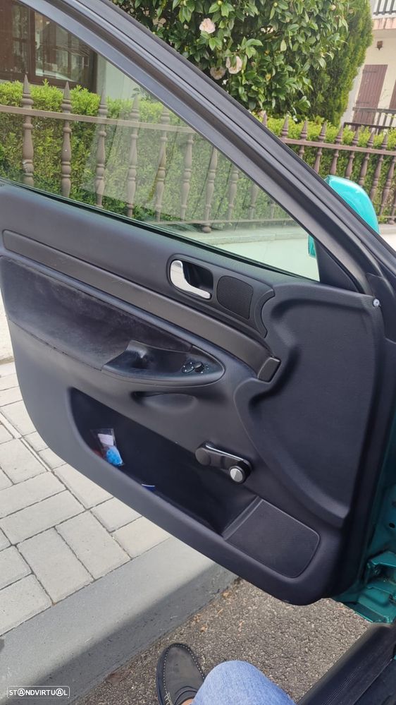 Audi A4 1.9 TDI Plus - 9