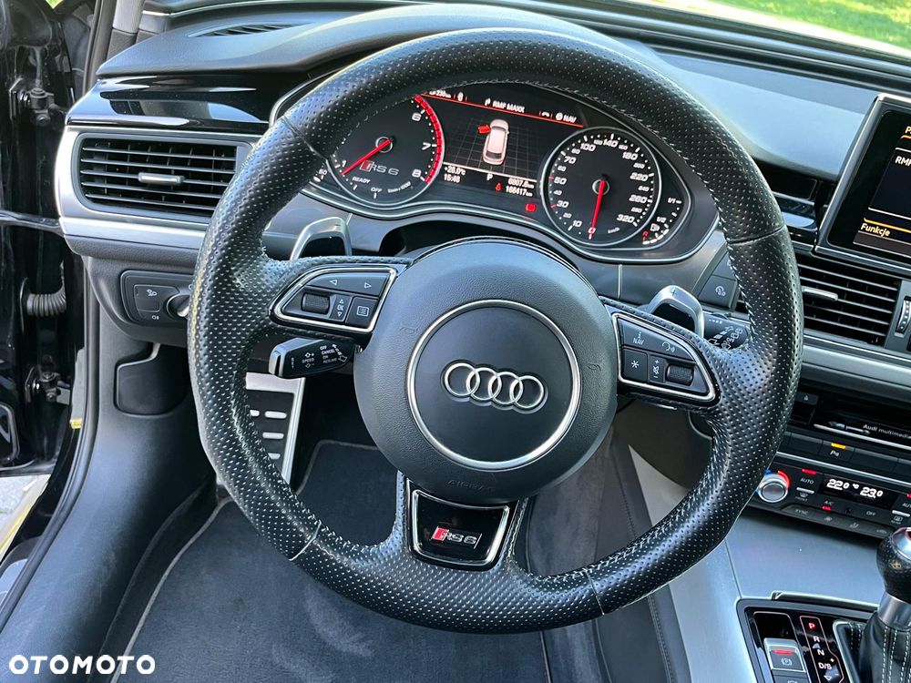 Audi RS6 Avant - 19