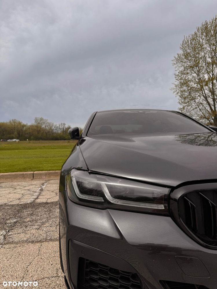 BMW Seria 5 540i xDrive Sport Line - 11