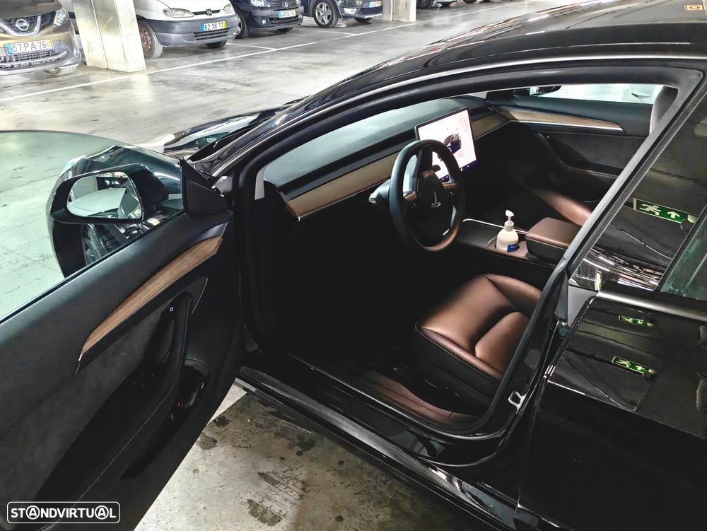 Tesla Model 3 Tração Traseira - 4