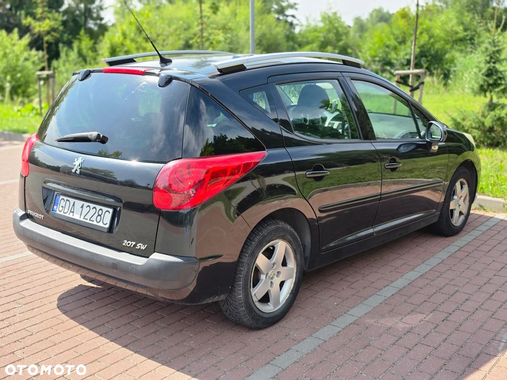 Peugeot 207 - 3
