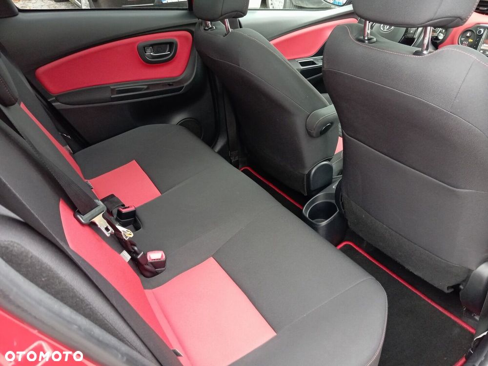 Toyota Yaris 1.33 Dynamic - 13