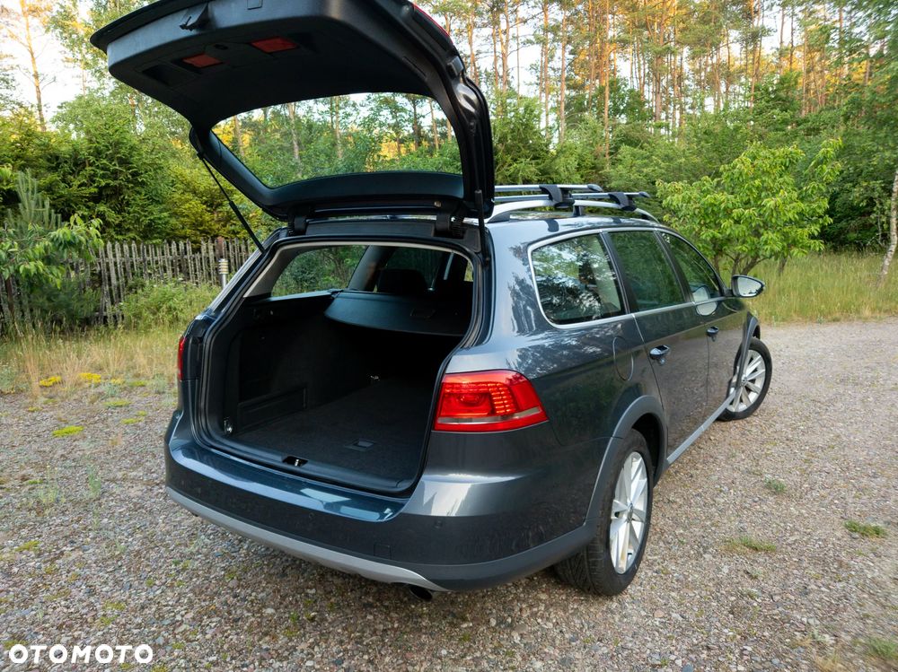 Volkswagen Passat Alltrack 2.0 TDI 4Mot DSG - 9