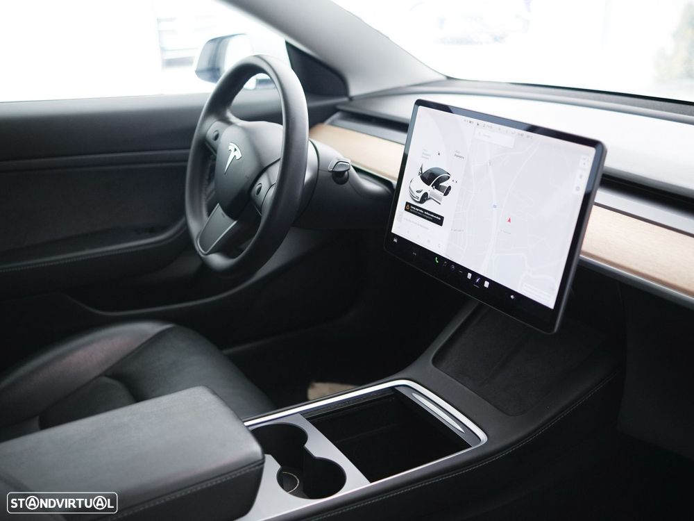 Tesla Model 3 Standard RWD Plus - 21