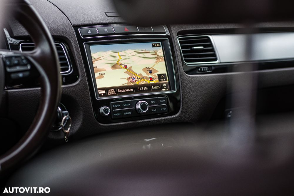 Volkswagen Touareg 3.0 V6 TDI BMT - 33