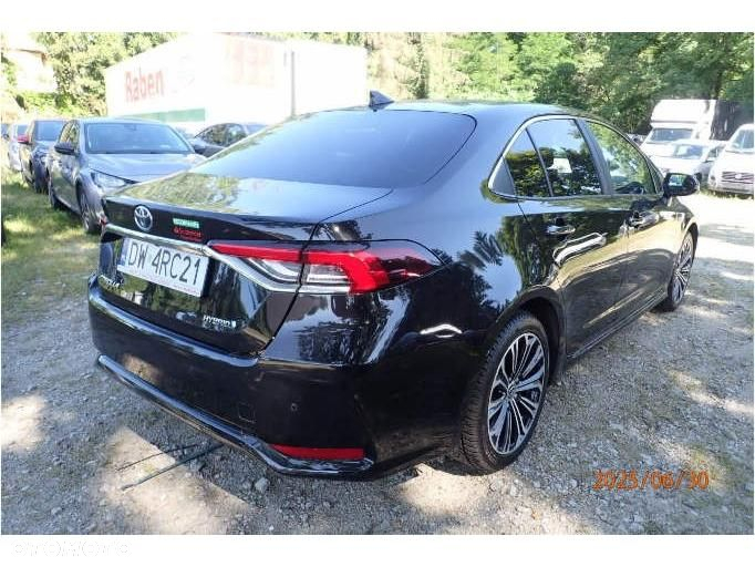 Toyota Corolla - 4