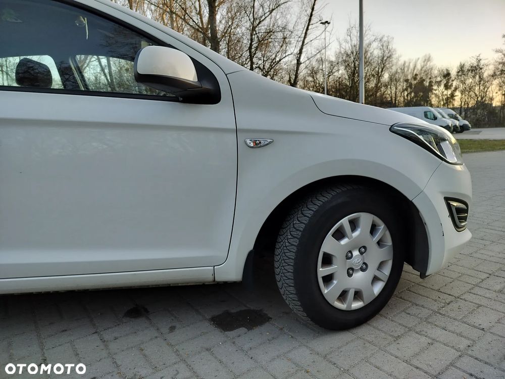 Hyundai i20 1.1 CRDi Classic + - 18