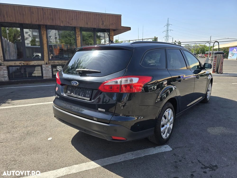 Ford Focus 1.0 EcoBoost Start-Stopp-System TITANIUM - 3