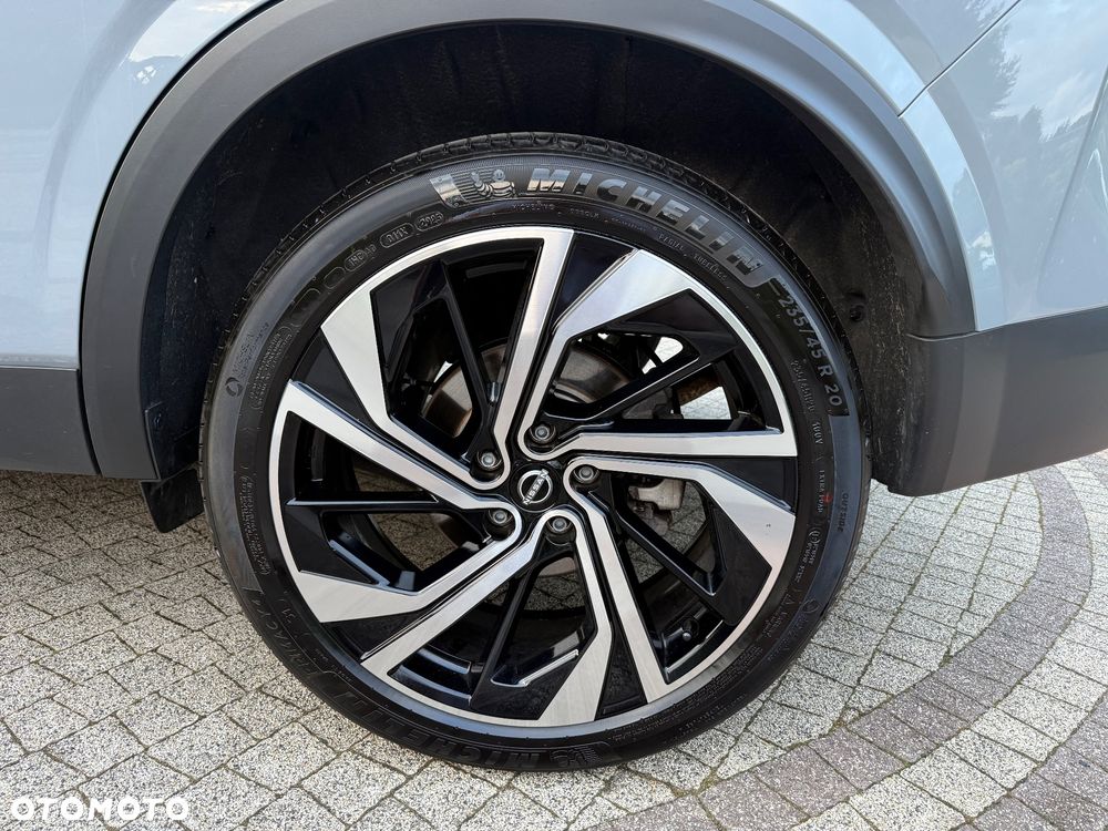 Nissan Qashqai 1.3 DIG-T MHEV Xtronic Tekna - 4