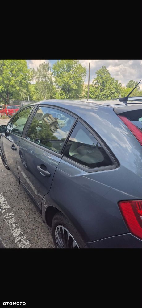 Citroën C4 1.6 16V SX - 12
