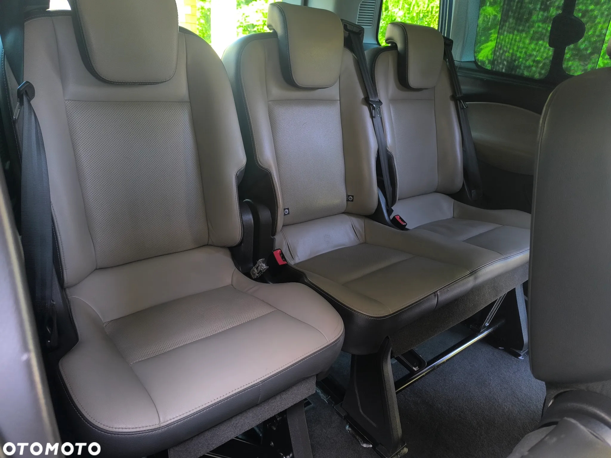 Ford Tourneo Custom 2.0 EcoBlue L2 Titanium - 23