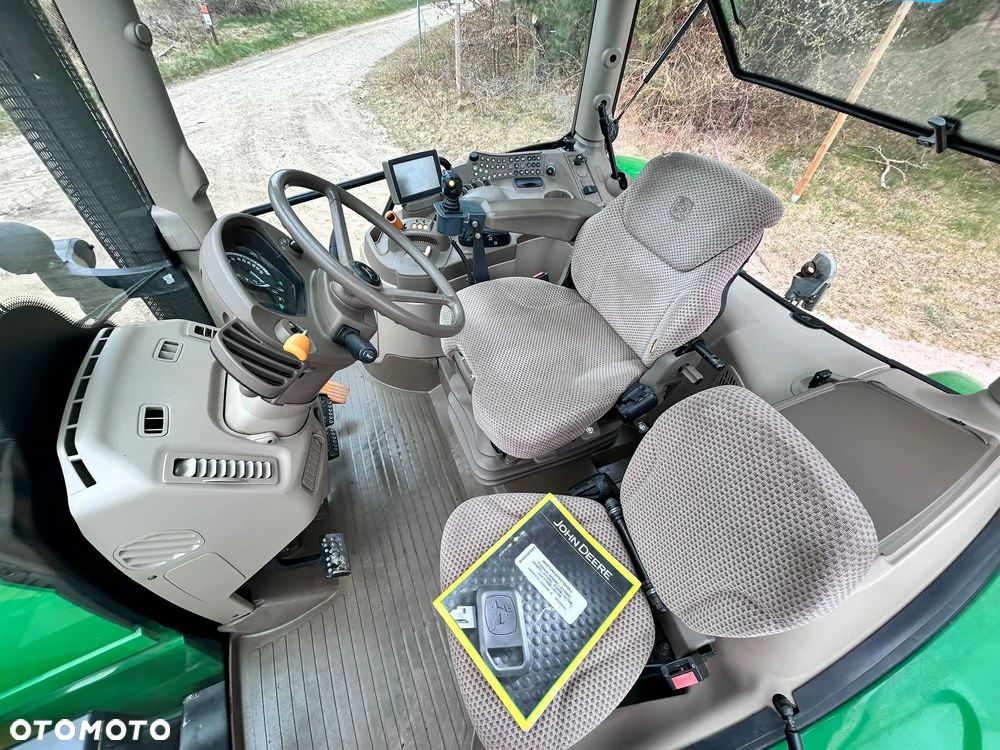 John Deere - 6