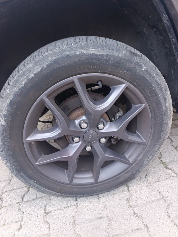 Jeep Grand Cherokee - 6