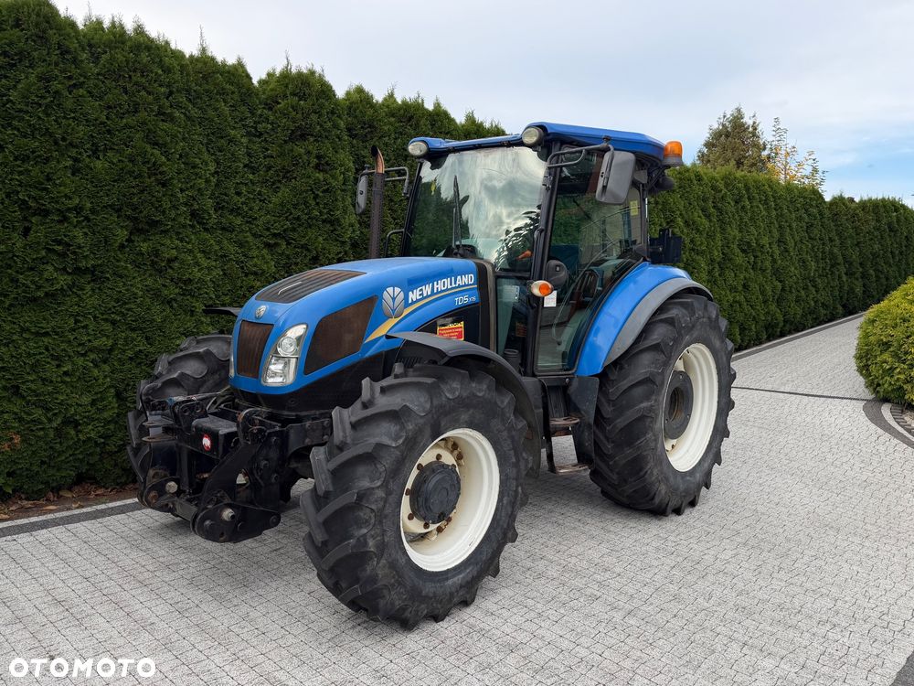 New Holland TD5 105