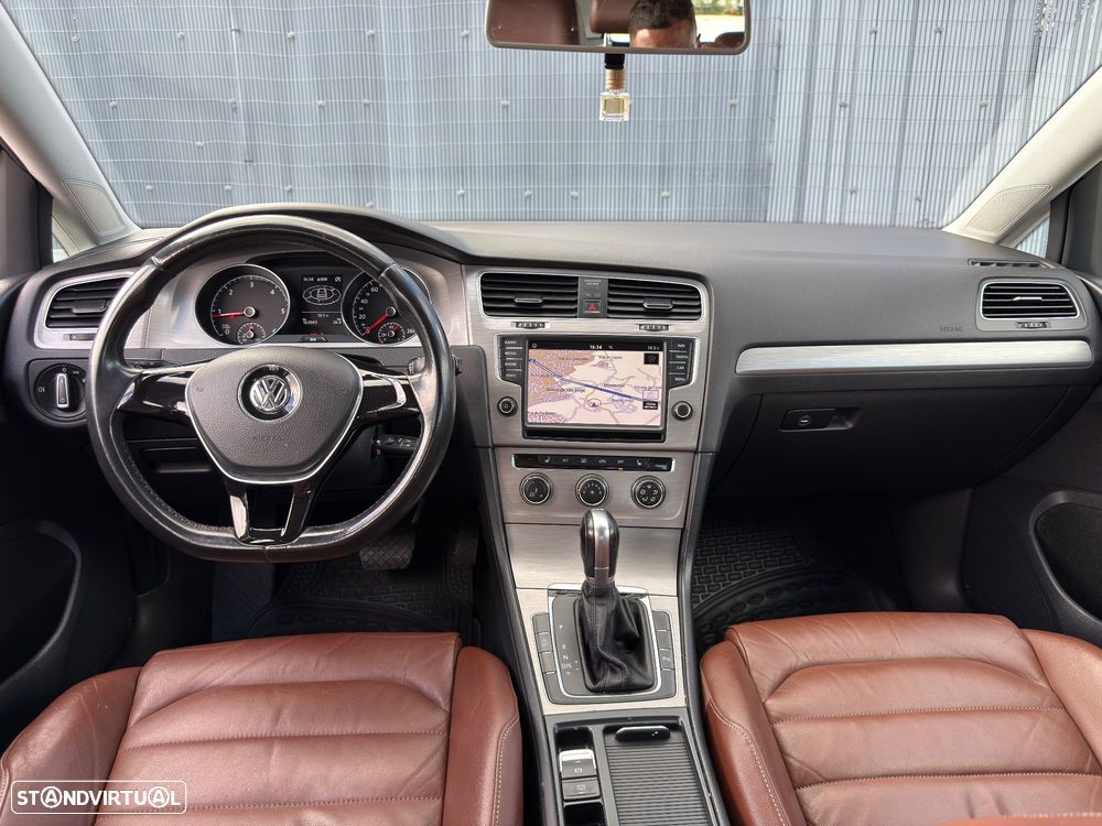 VW Golf 1.6 TDi BlueMotion DSG Trendline - 8