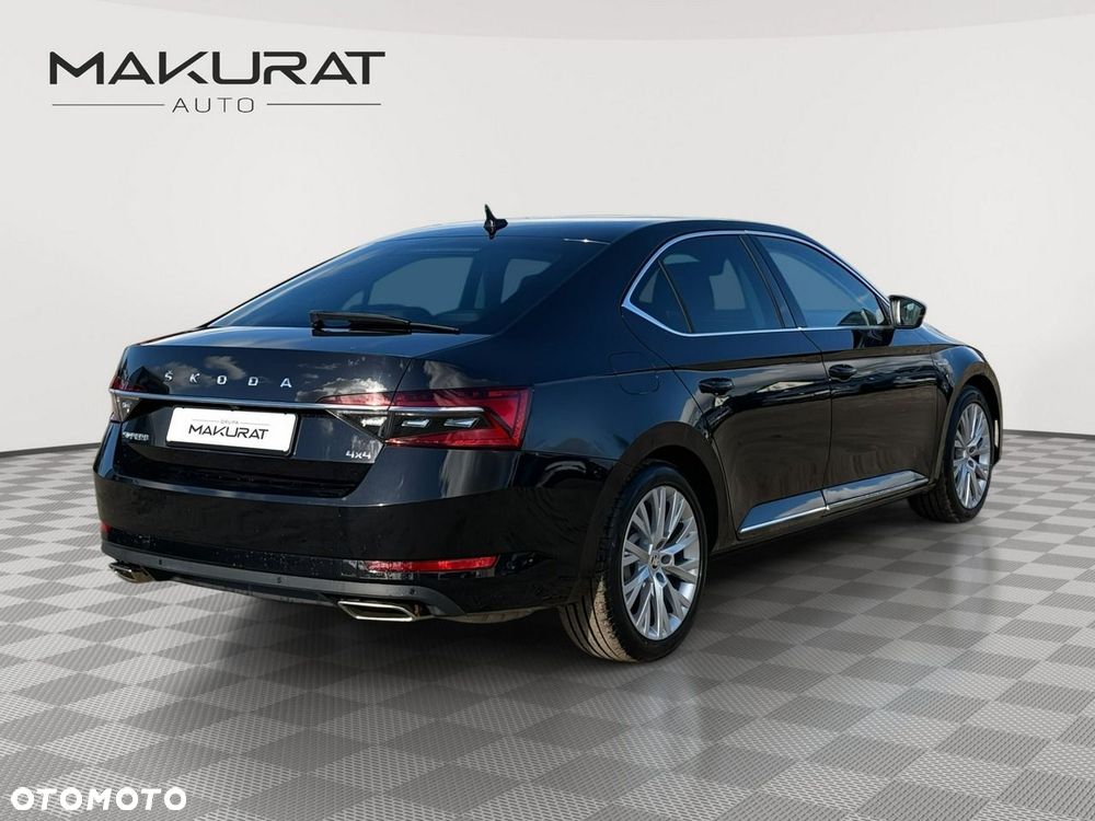 Skoda Superb 2023 photo 4
