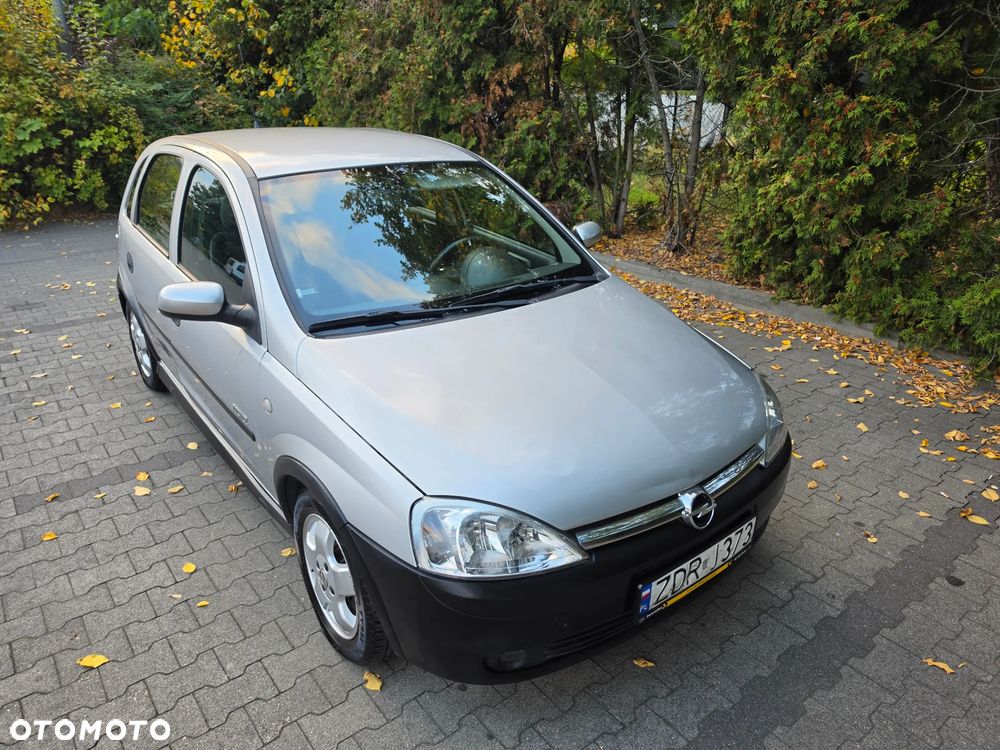 Opel Corsa 1.4 16V Comfort - 5