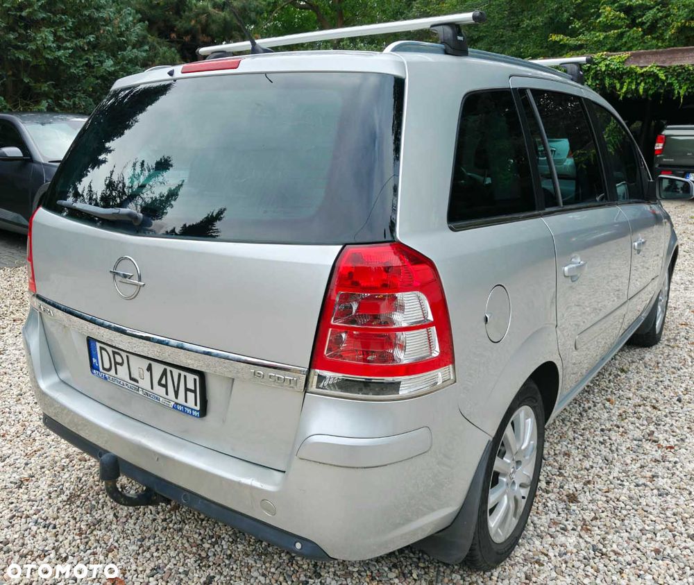 Opel Zafira 1.9 CDTI Cosmo - 2