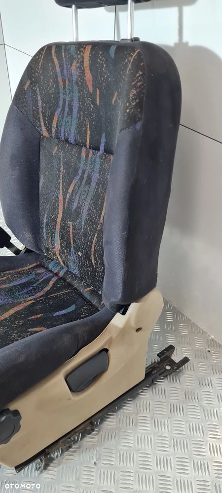 Nissan Terrano II Fotel Lewy Przód - 5