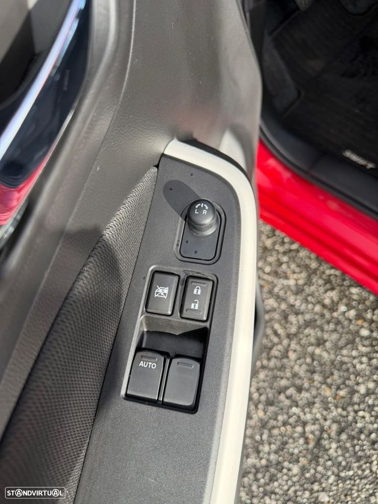 Suzuki Swift 1.2 Mild Hybrid GLX - 17