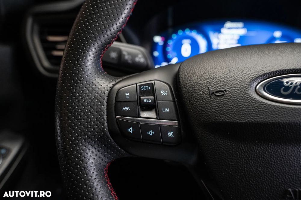 Ford Kuga 2.5 Duratec PHEV ST-LINE - 25
