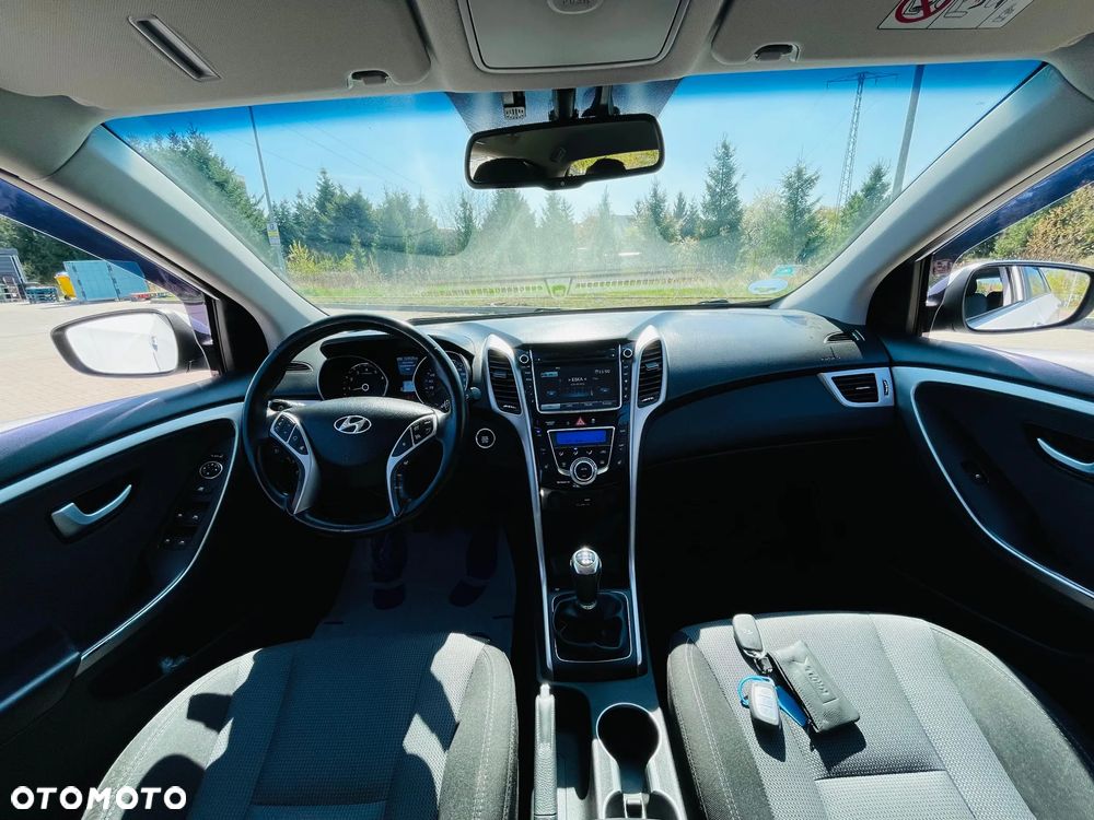 Hyundai i30 blue 1.6 GDI YES Gold - 14