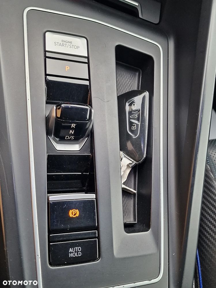 Volkswagen Golf - 18