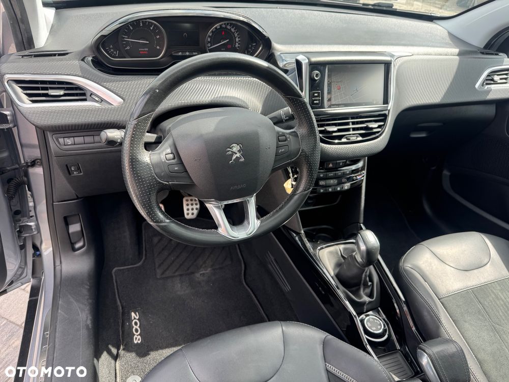 Peugeot 2008 1.6 BlueHDi Crossway - 24