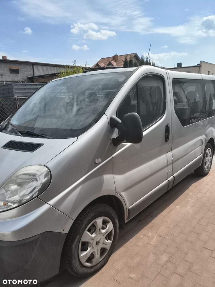 Renault Trafic - 2