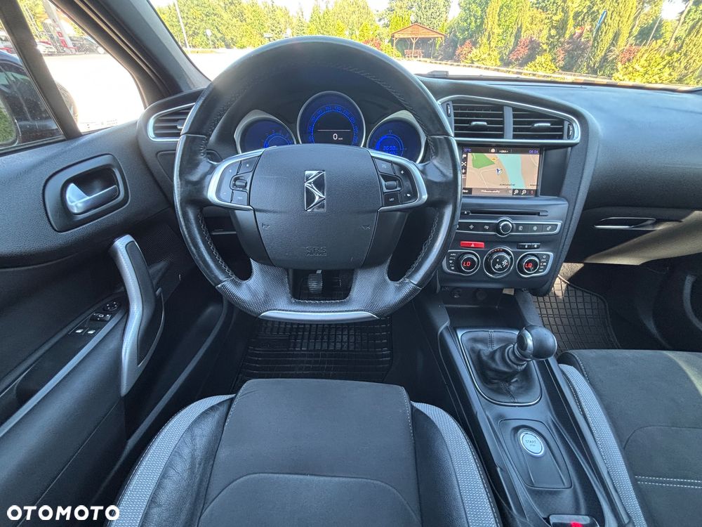 DS Automobiles DS 4 Crossback - 26