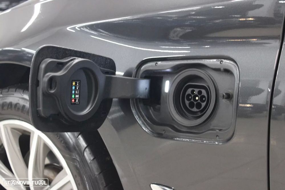 BMW 530 e iPerformance - 10