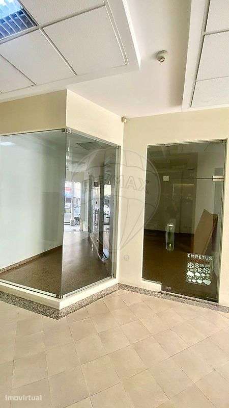Loja  para arrendamento - Grande imagem: 3/4