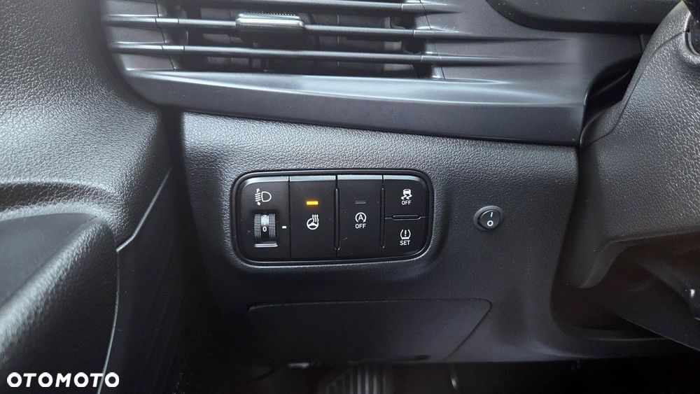 Hyundai i20 1.2 Modern - 30