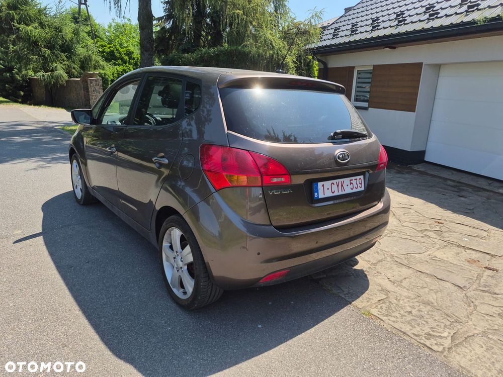 Kia Venga 1.6 CVVT Dream Team Edition - 12