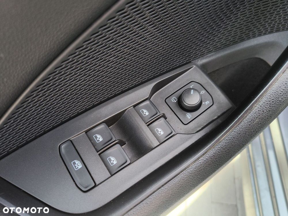 Skoda Octavia 2.0 TDI Style DSG - 27