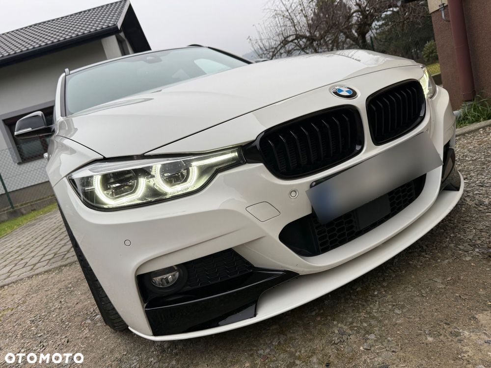 BMW Seria 3 330d xDrive Edition M Sport Shadow - 2