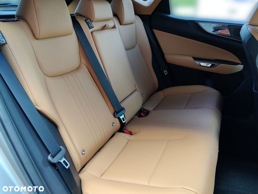 Lexus NX 350h Prestige 2WD - 16