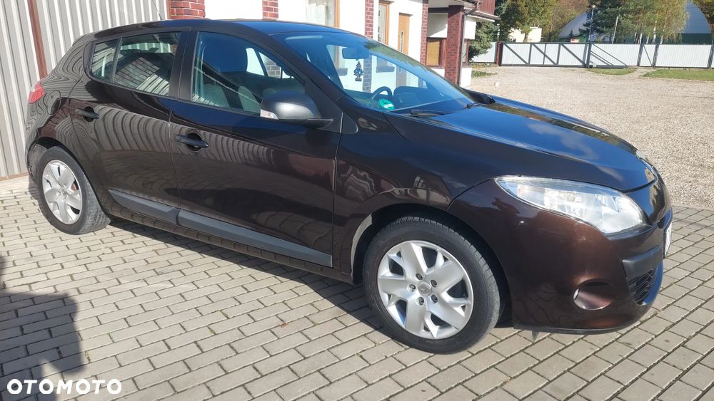 Renault Megane 2012 photo 3