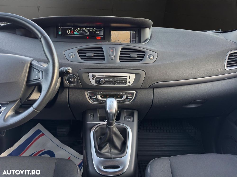 Renault Scenic - 9