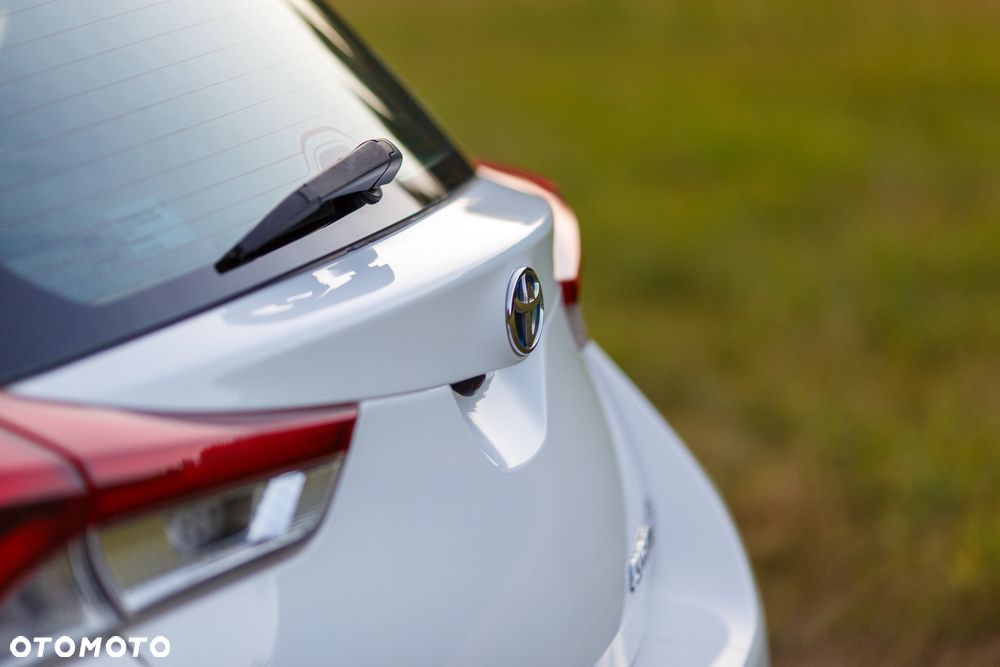 Toyota Auris Hybrid 135 Active - 9