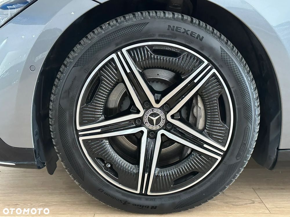 Mercedes-Benz EQE - 6
