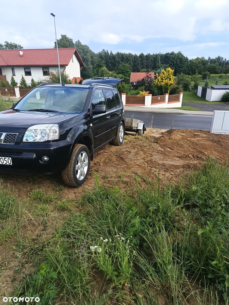 Nissan X-Trail ver-2-5-4x4-columbia - 40