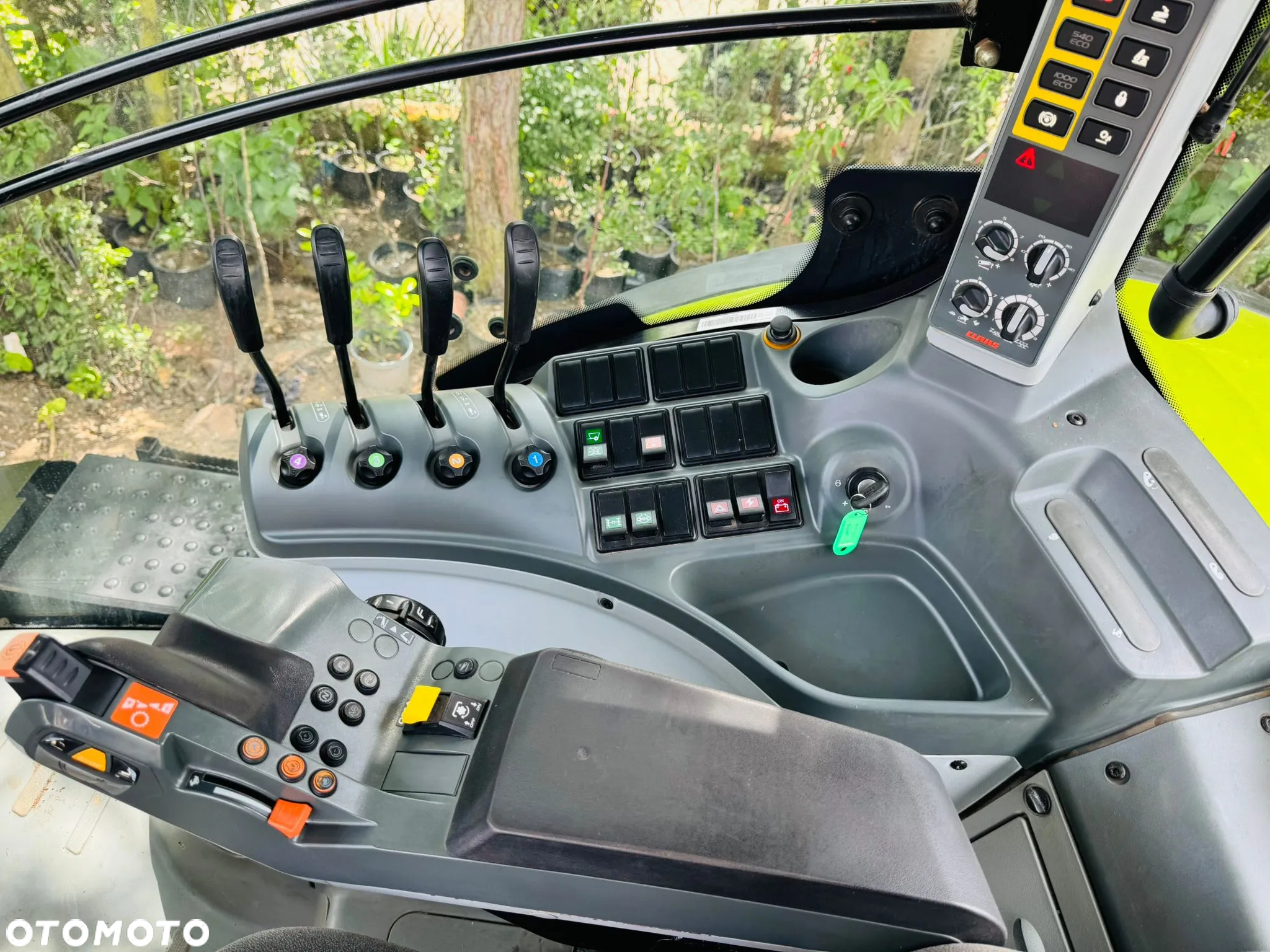 Claas Axion 850 - 8