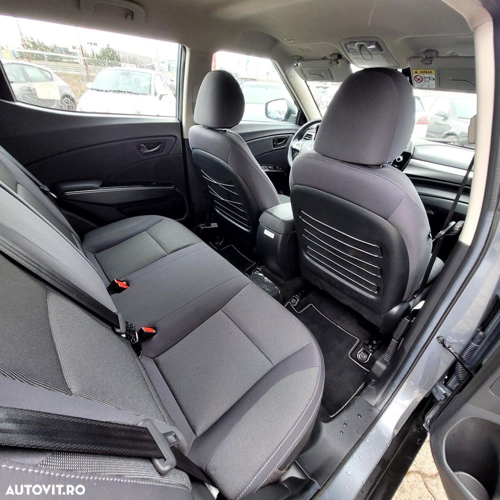 SsangYong Tivoli - 13